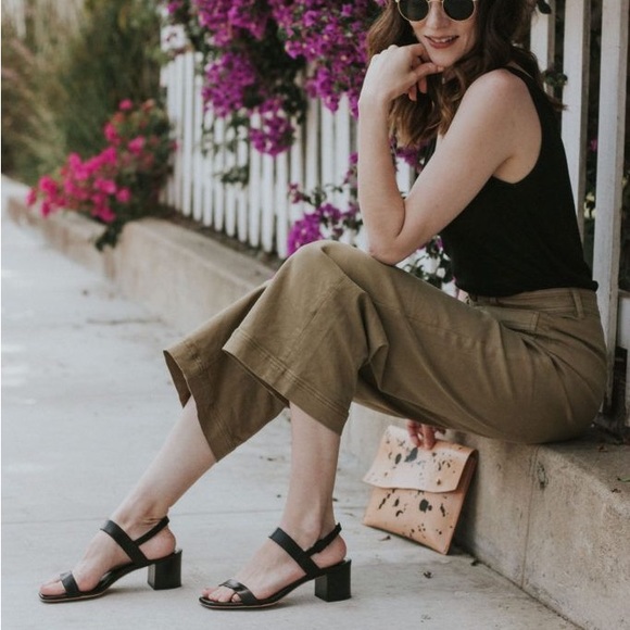 Everlane The Double Strap Block Heel Sandals - Picture 3 of 12